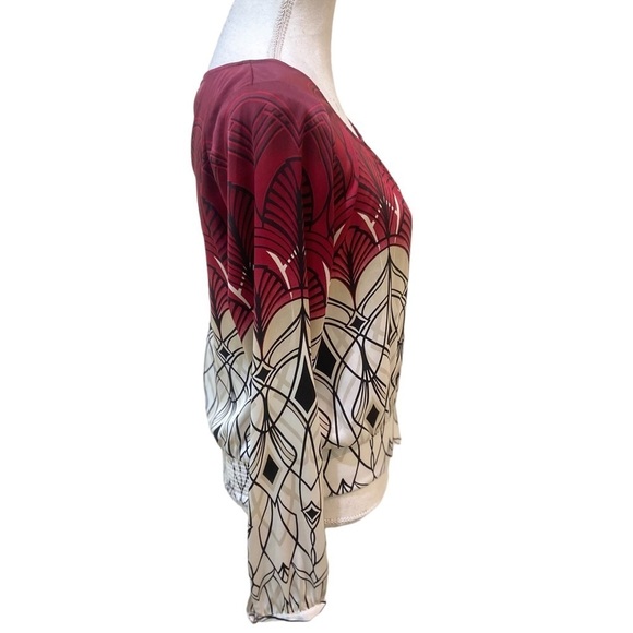 White House Black Market Red and Cream Blouse - Picture 9 of 11
